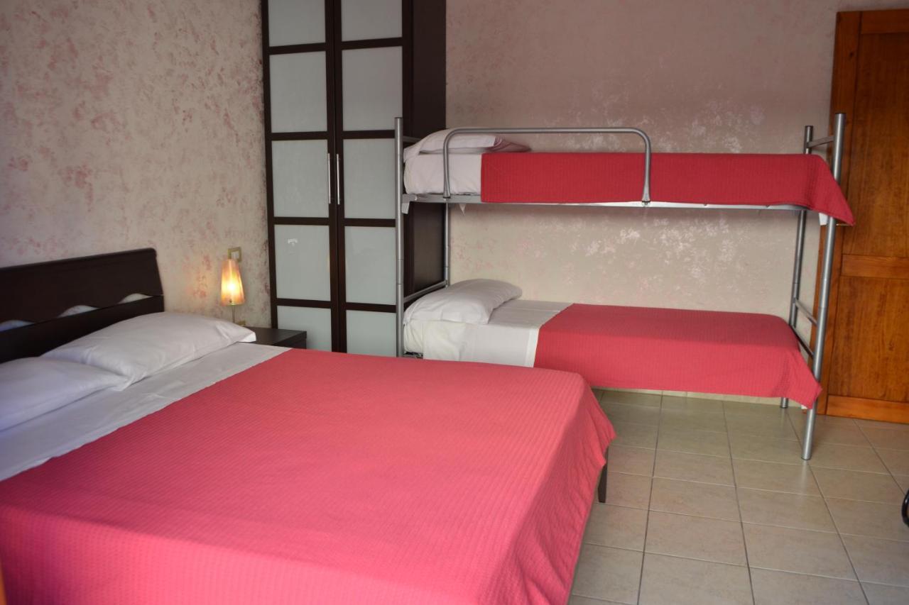 Sa Marina Bed & Breakfast ลากาเลตตา ภายนอก รูปภาพ