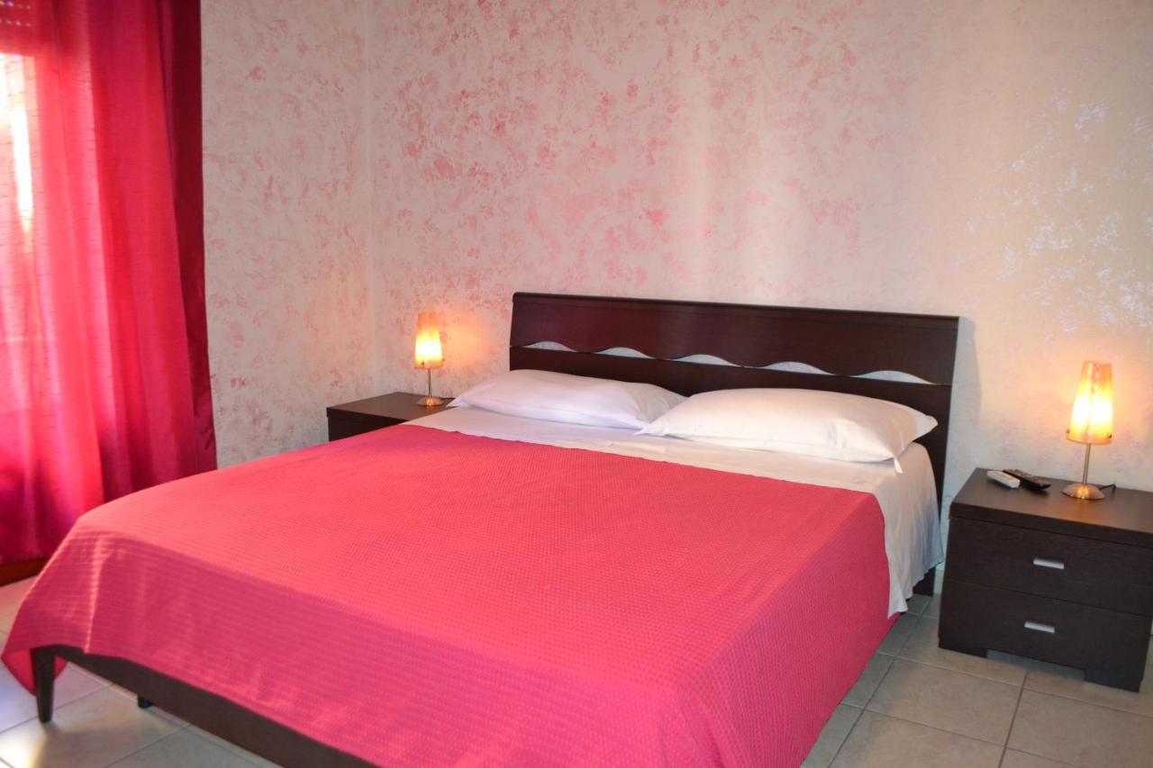 Sa Marina Bed & Breakfast ลากาเลตตา ภายนอก รูปภาพ